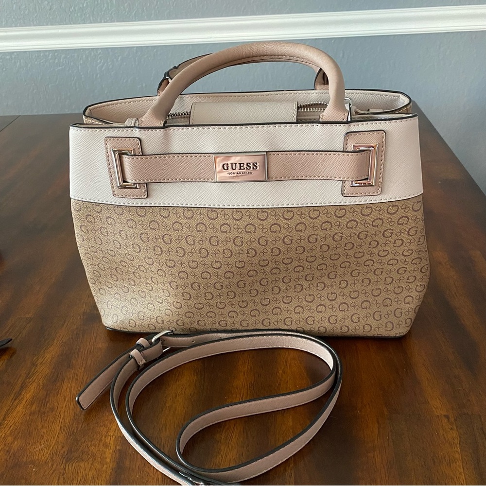 💜NWOT💜Guess💜